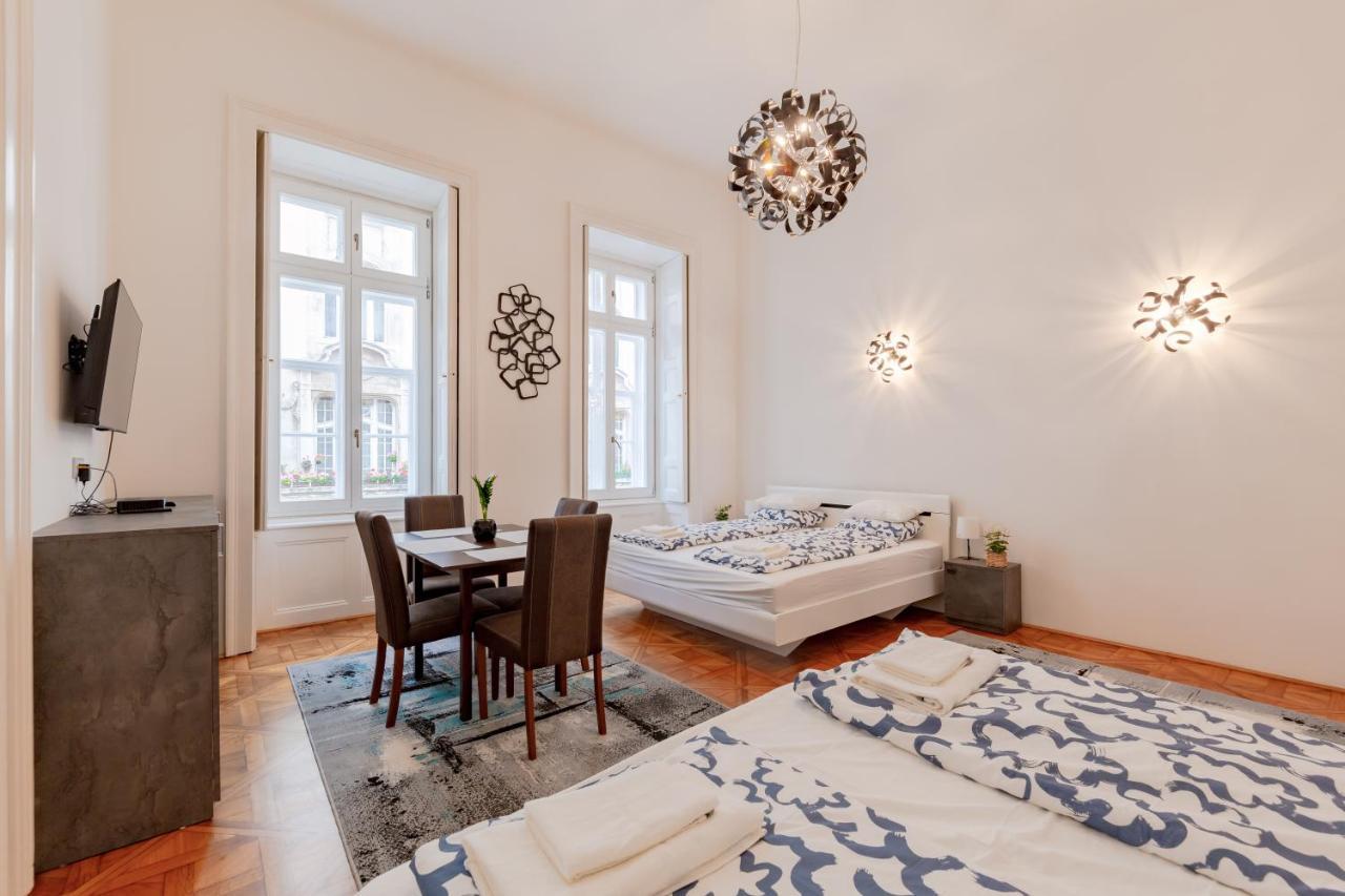La Fortezza Panzio Budapest Eksteriør billede